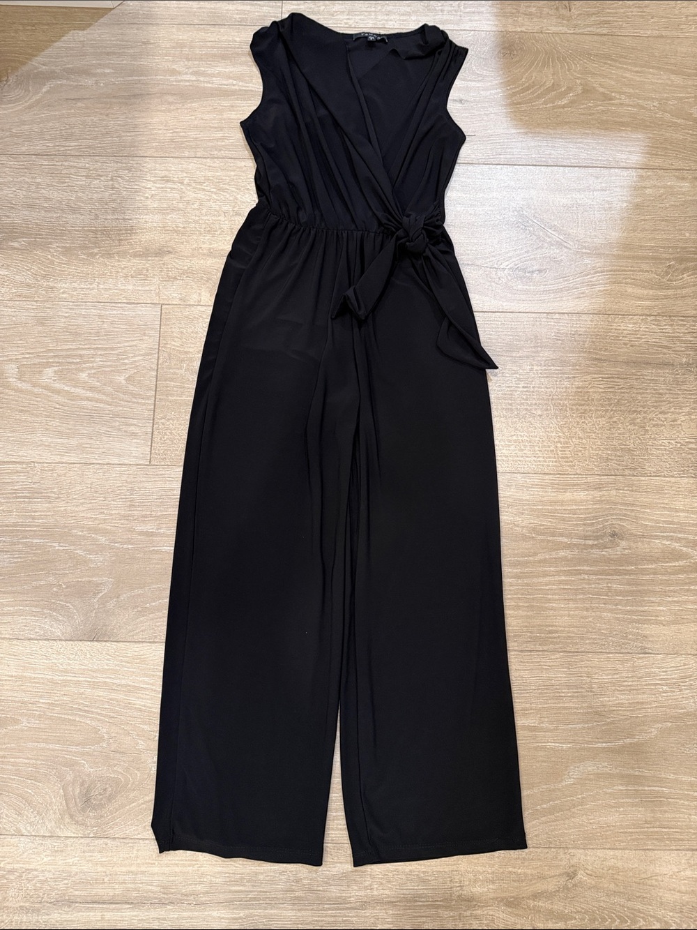 TAHARI Sleeveless Black Wrap Jumpsuit with Tie Waist Small